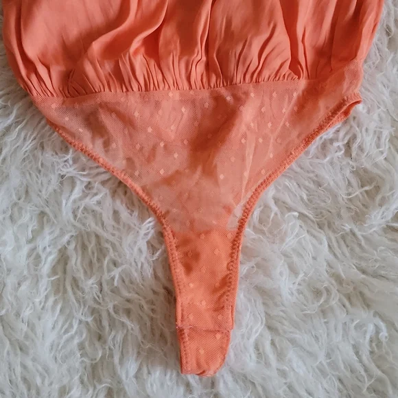 Free People Melrose Coralina Eyelash Lace Open Back Thong Bodysuit - Picture 6 of 10